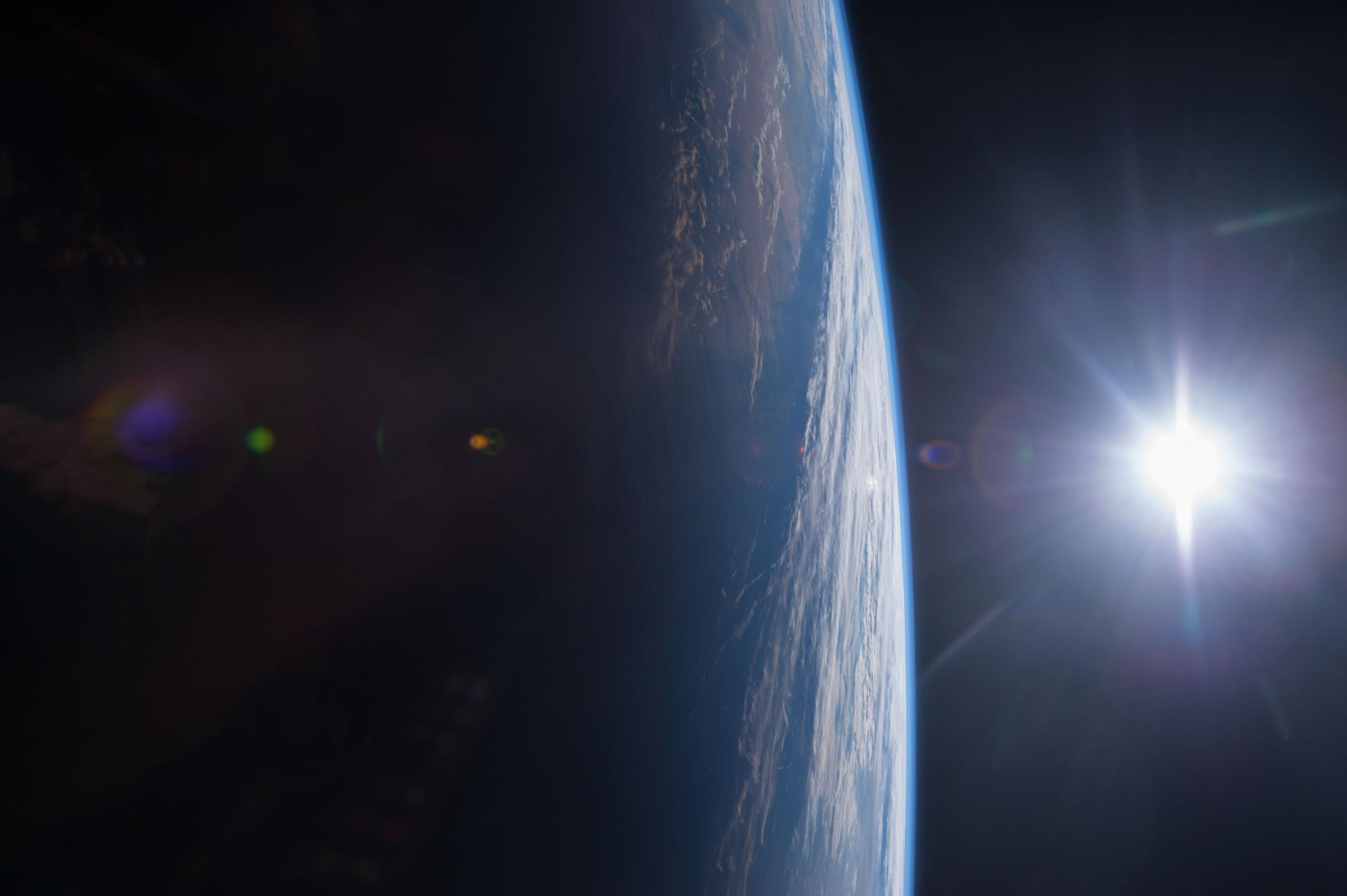 Iss042e034066 flipped